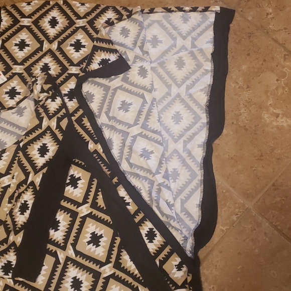 Dress - Picture 2 of 5